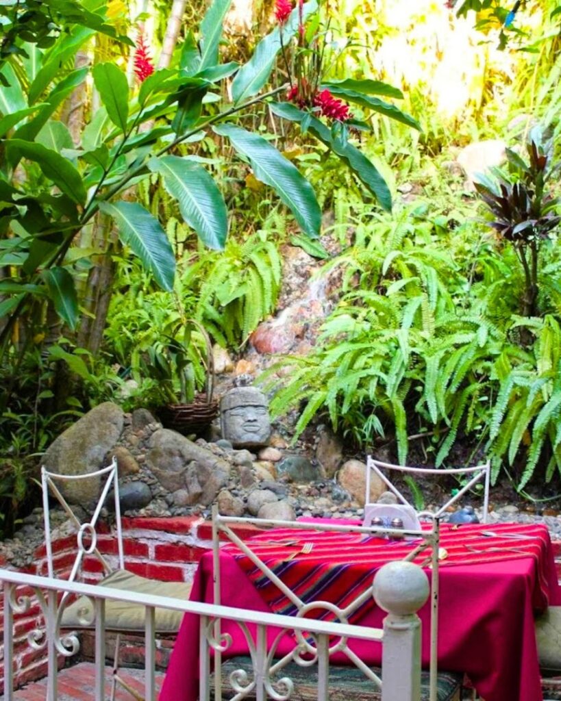 Canirac-Vallarta-Bahia-de-Banderas-Gabys-Restaurante (3)